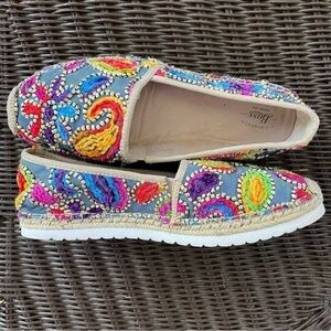 BASS Madrid Embroidered Espadrille Flats size 8 paisley floral